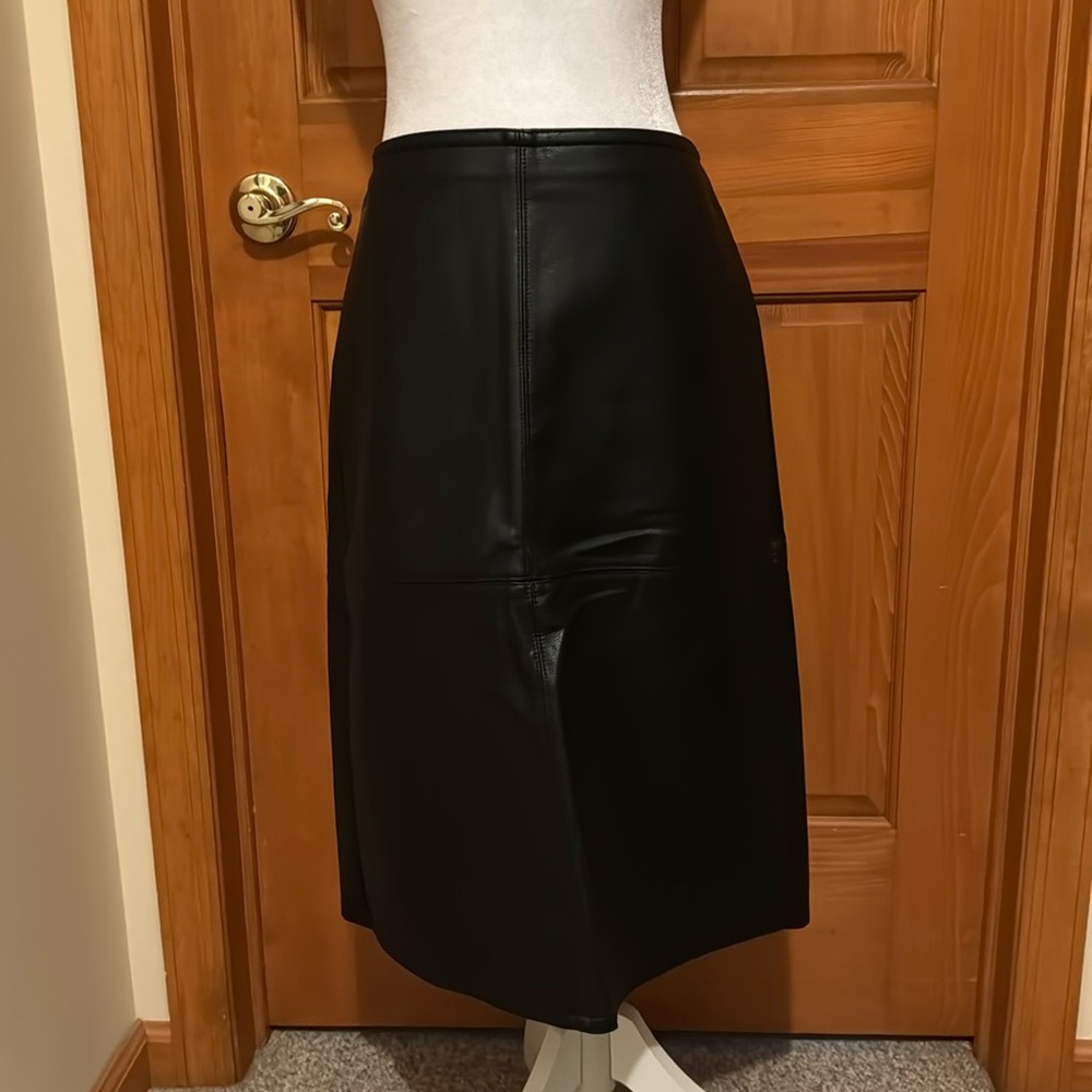 Women's Ann Taylor skirt Sz 2